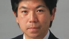 角田 逹彦